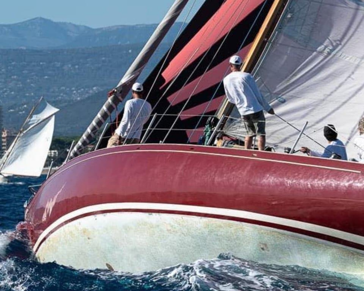 SY Pacha 1968 Camper and Nicholson