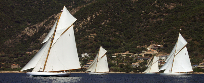 Les Régates Napoléon : Du 29 juin au 4 juillet 2020 Ajaccio, Port Tino Rossi * Les Régates Napoléon : Du 29 juin au 4 juillet 2020 Ajaccio, Port Tino Rossi *