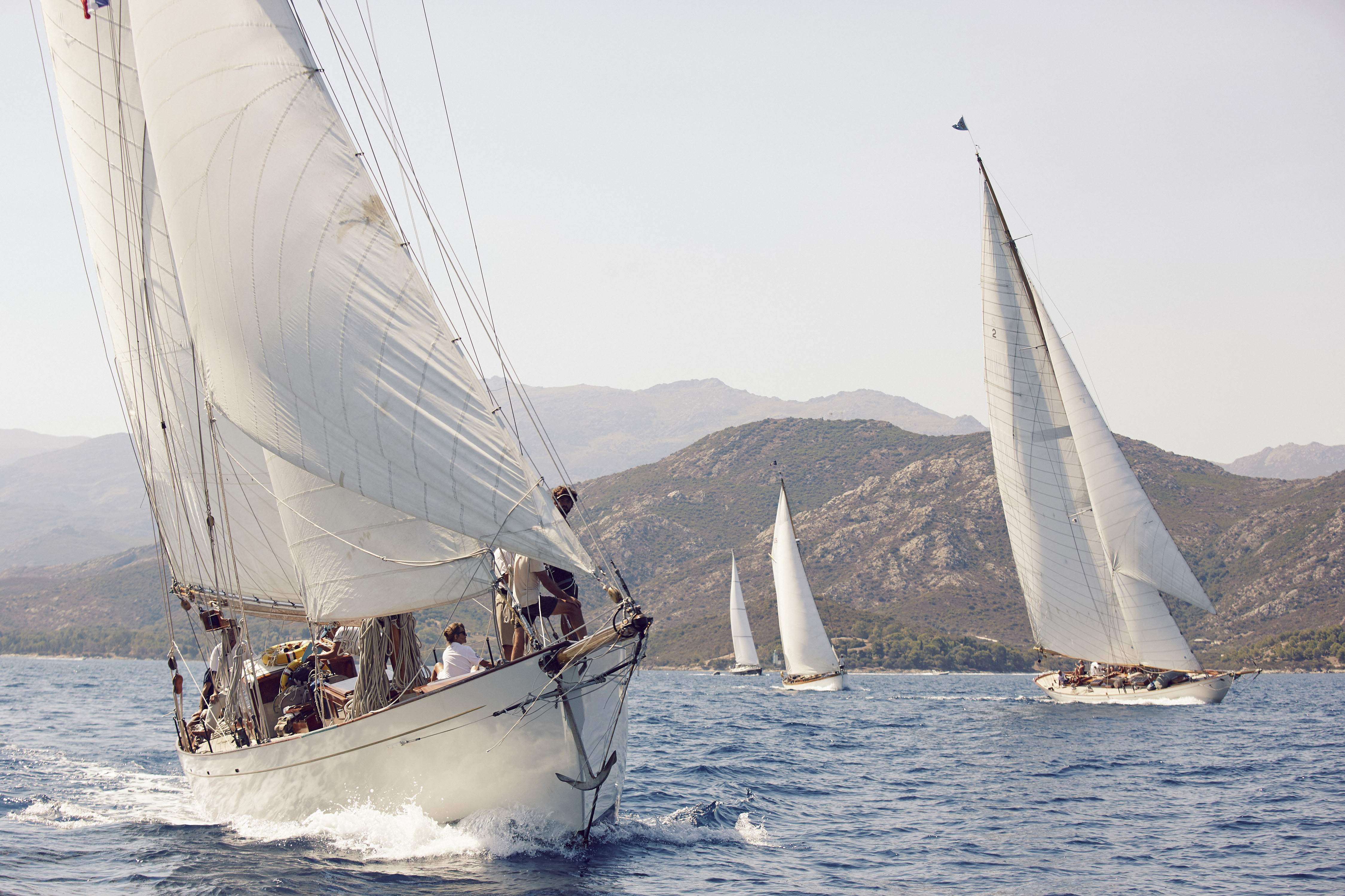 SY Vistona x SY Hallowe'en Saint-Florent Corsica Classic Rally 2016 photo Anne Beaugé DR