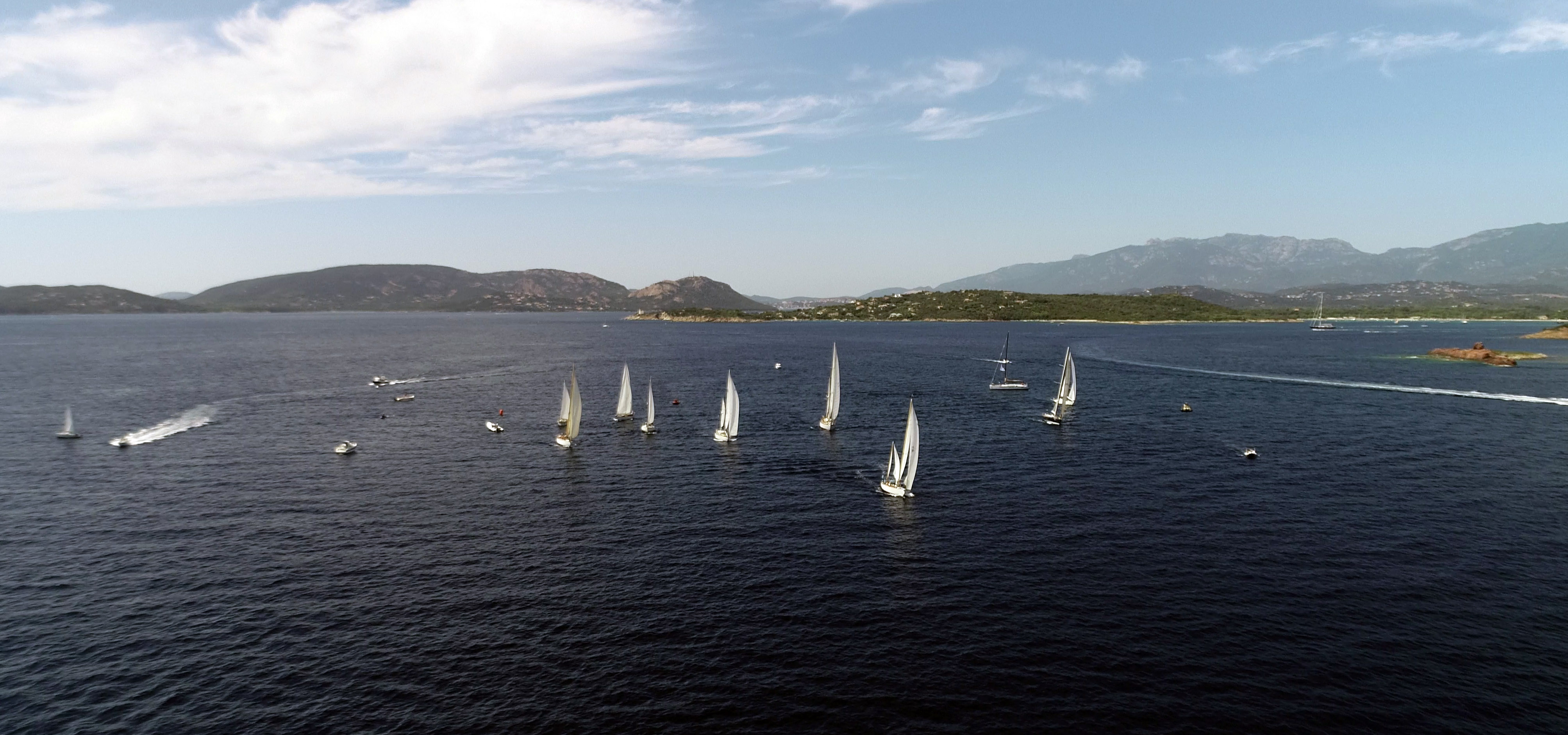 CC 2018 Ligne de Départ Saint-Cyprien  Sari-Solenzara photo JP Pyree by drone DR