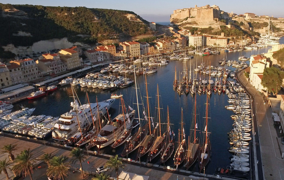 Port de Bonifacio Corsica Classic 2016 Photo Emmanuel Kirch by drone pilot Nicolas di Stefano DR