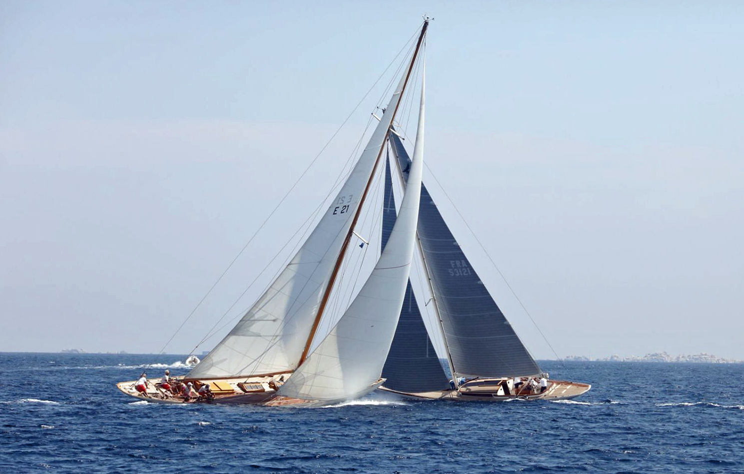 CC 2019 course 2 SY Eileen 1938 VS SY Quatre Quart 2019 photo Françoise Tafani DR