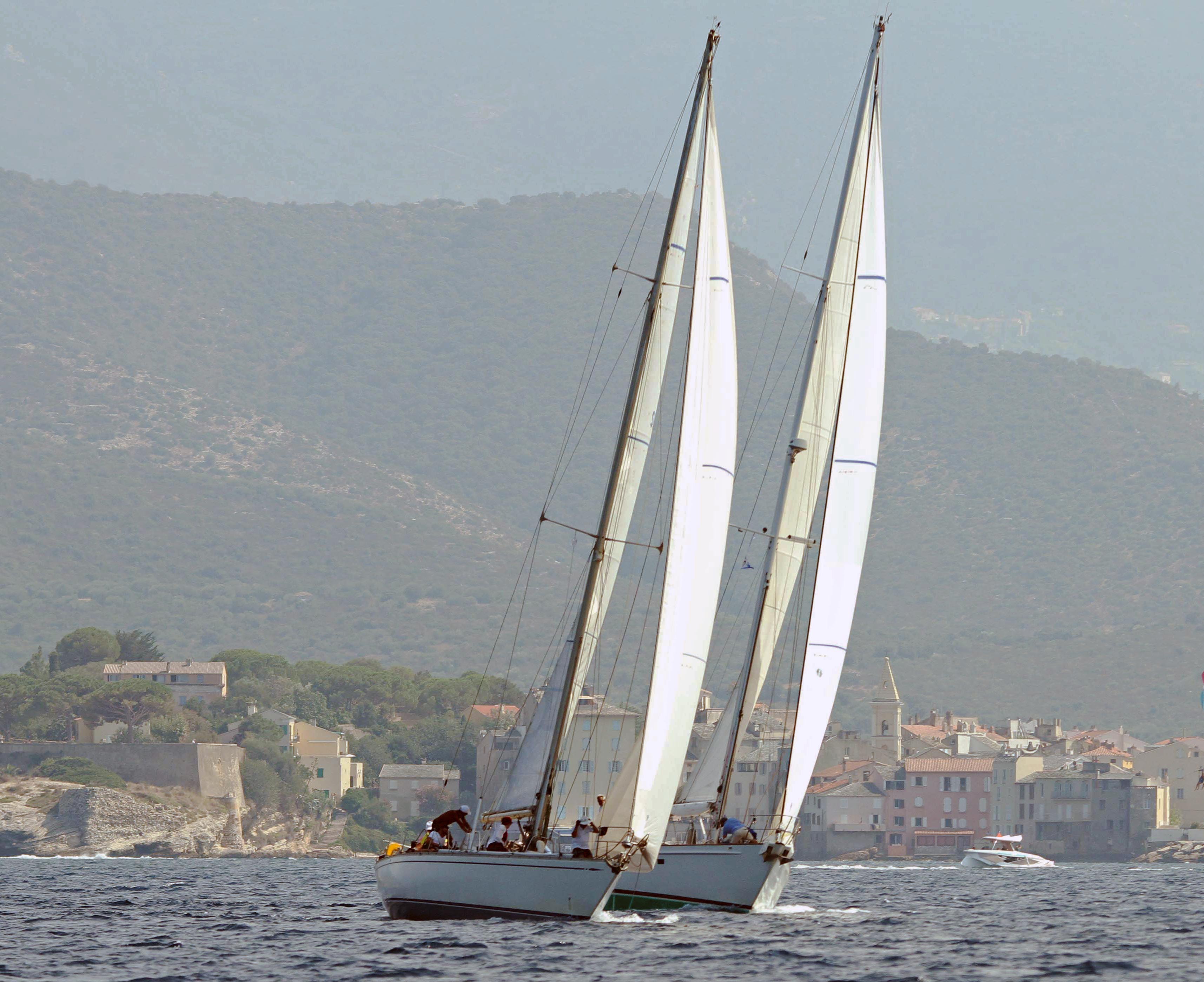 CC 2019 SY Scherzo vs Tintagel ligne d'arrivée Saint-Florent Trophée de la Ville dimanche 1 septembre photo Olivier Mariotti DR