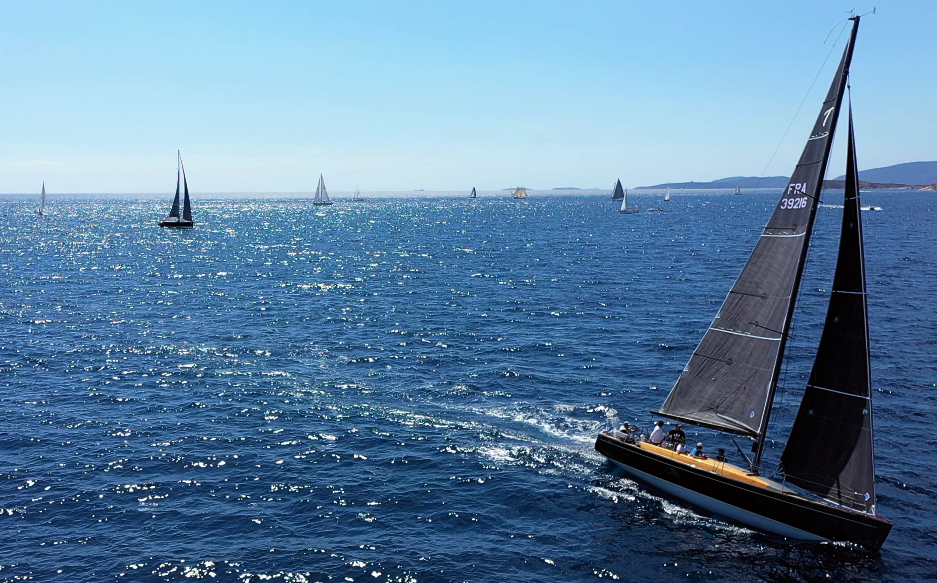 Bonifacio - Taverna, Pinarellu SY Hounbonne IV Vs SY Mister Fips, Corsica Classic 2021 photo Arnaud Guilbert DR