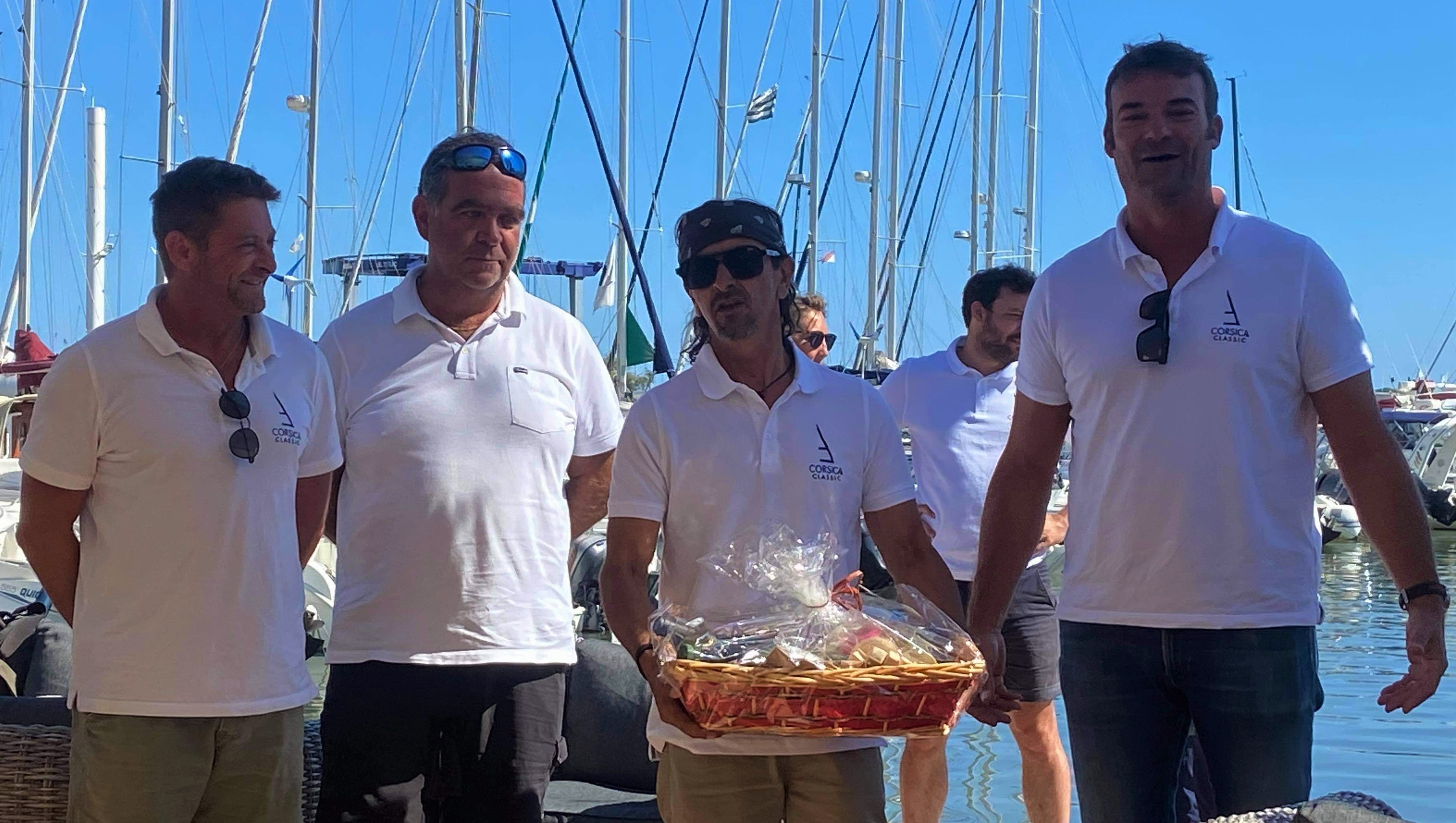 Port de Taverna Remise des prix SY Vistona, SY Mister Fips Corsica Classic 2021 Taverna Macinaggio dimanche 29 aout photo Costa Verde DR Port de Taverna Remise des prix SY Vistona, SY Mister Fips Corsica Classic 2021 Taverna Macinaggio dimanche 29 aout photo Costa Verde DR