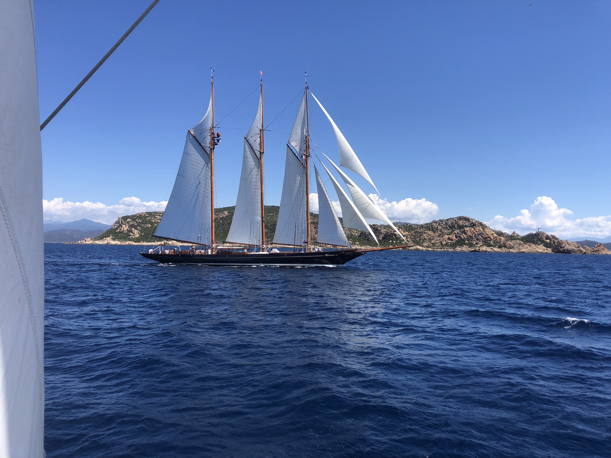 Corsica Classic 2022 SY Belle Aventure x SY Shenandoah of Sarks Ajaccio - Propriano photo Thibaud Assante DR Corsica Classic 2022 SY Belle Aventure x SY Shenandoah of Sarks Ajaccio - Propriano photo Thibaud Assante DR