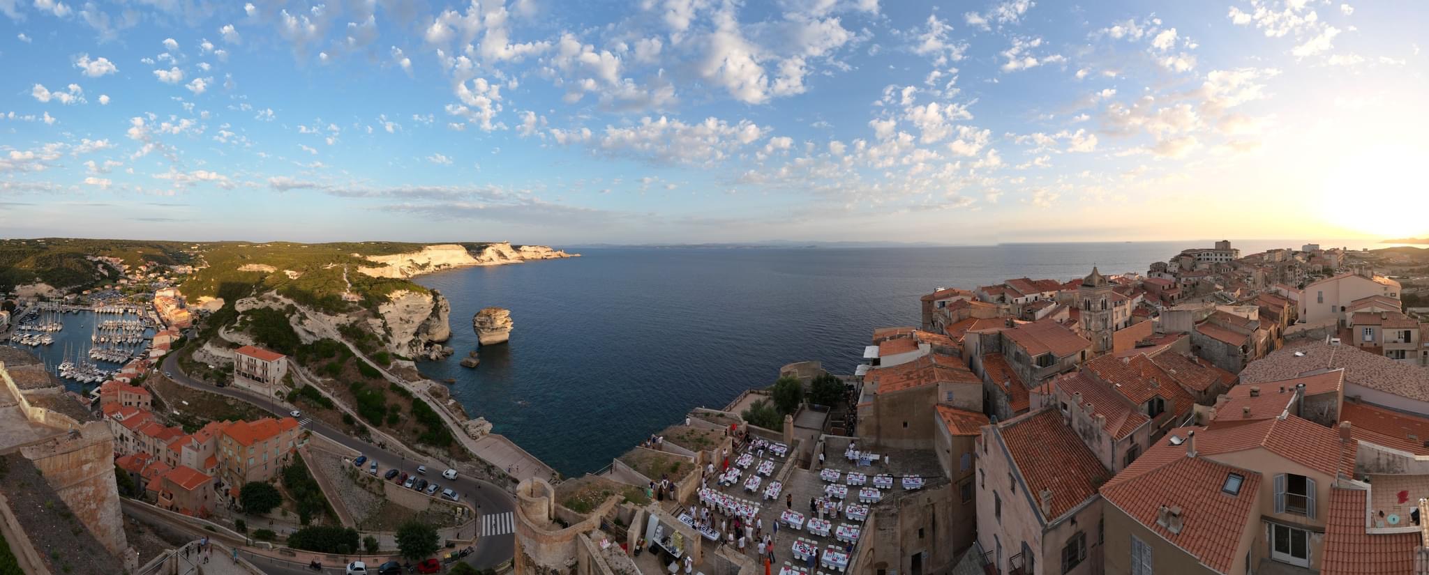 Corsica Classic 2022 Bonifacio diner remise de prix Bastion de l'Etendard photo Arnaud Guilbert DR