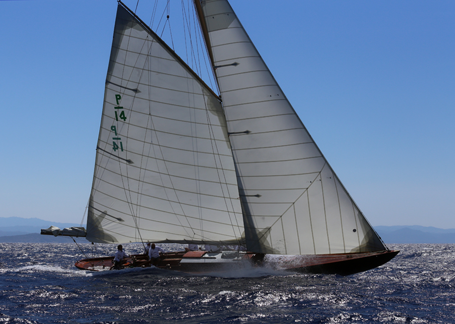 SY Olympian Corsica Classic 2014 Bonifacio photo Bernard Rubistein DR